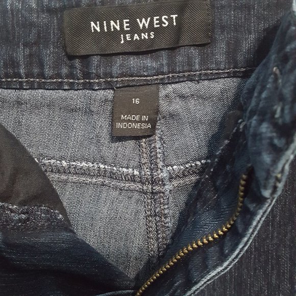 Nine West Jeans Capris High Rise Dark Blue Size 16 - Picture 8 of 8
